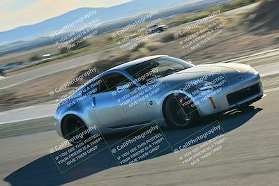 media/Dec-13-2025-Extreme Speed (Sat) [[d129ecb0b9]]/Beginner/Session 3 (Turn 5)/